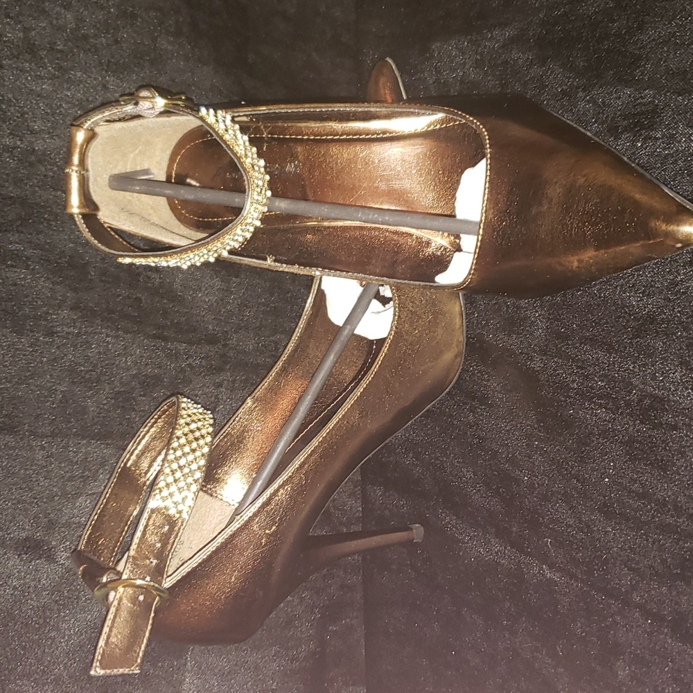 Bronze color heels